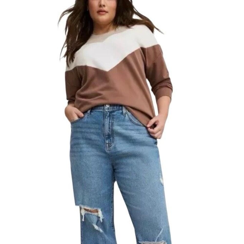 Torrid Relaxed Fit Super Soft Fleece Chevron Colorblock Pullover